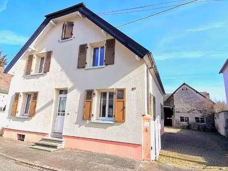 propriété composée d'une maison principale et dépendances sur 34 ares !