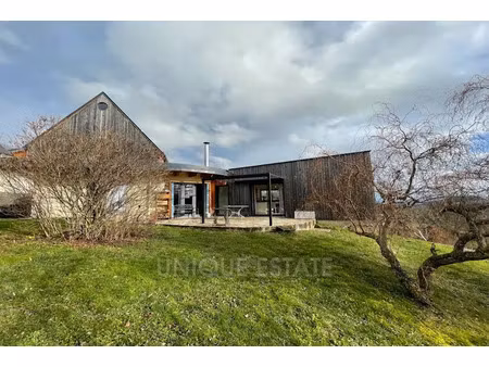 vente maison 8 pièces 250 m² à murol (63790)  540 600 €