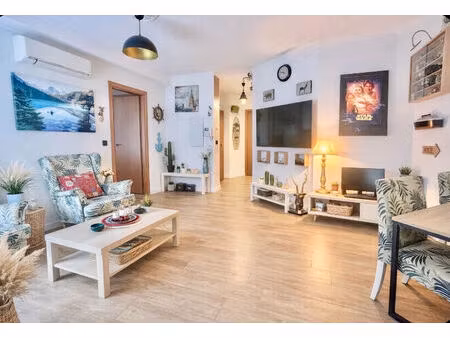 t2 centre ville - 500 mètres de la plage - terrasse - garage