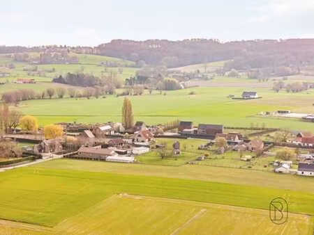 terrain à bâtir à saint-sauveur avec vue exceptionnelle