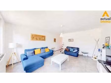 charmante maison 2 chbres avec grenier aménageable et jardin