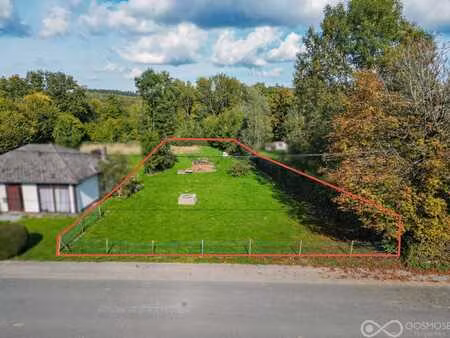 terrain à bâtir de +/- 16 ares