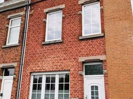 jolie maison de 3 chambres à louer