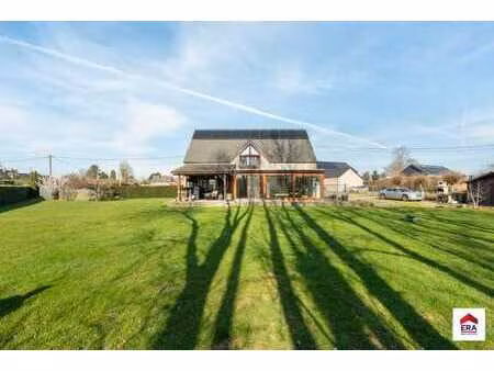 villa 4 façades  4 chambres à vendre