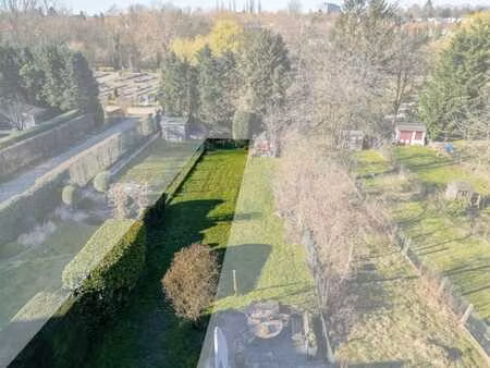 terrain constructible 311 m² proche des commodités à stockel