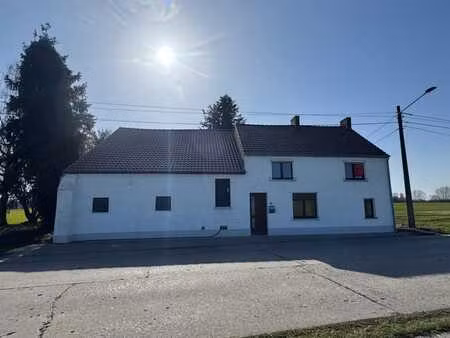 maison de campagne a fort potentiel