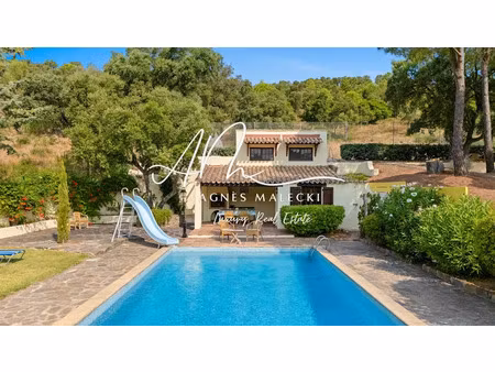 vente villa 8 pièces 216 m² à bormes-les-mimosas (83230)  1 350 000 €