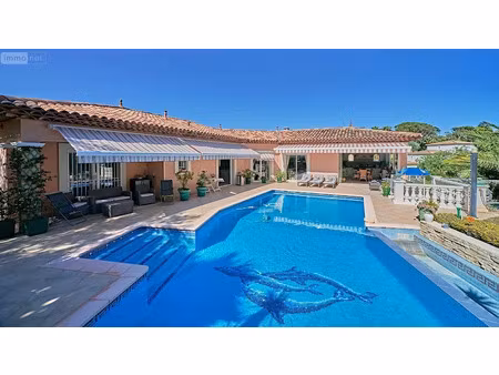 vente maison 9 pièces 255 m² à saint-raphael (83700)  1 370 200 €