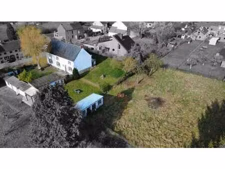 superbe villa de 210m² à rafraichir avec 4ch  jardin  garage