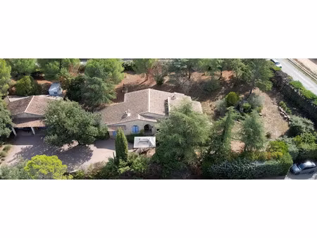 vente maison 7 pièces 133 m² à gordes (84220)  575 000 €