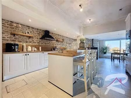 maison renovée - 2ch + grenier - jardin - terrasse