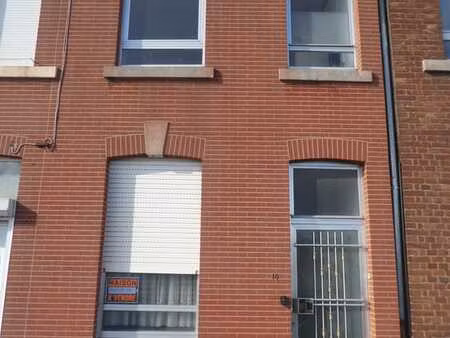 maison 2 chambres à rénover à jemeppe-sur-meuse