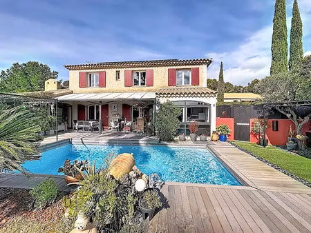 vente maison 6 pièces 155 m² à la cadière-d'azur (83740)  890 000 €