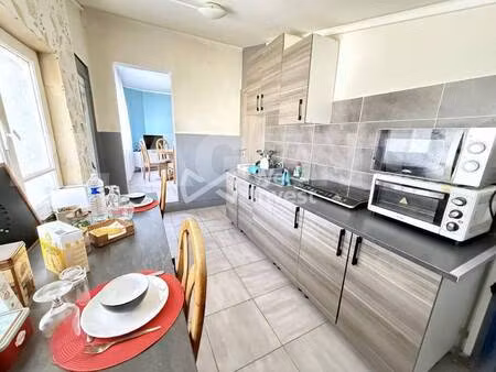 we invest zoe cadillon