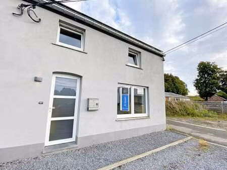 maison (2ch) basse énergie avec parkings extérieurs