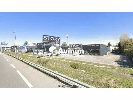 local commercial à louer