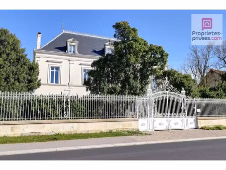 vente propriété 13 pièces 380 m² à villeneuve-la-comtesse (17330)  723 000 €