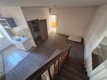 vente appartement 3 pièces 70 m² à vals-les-bains (07600)  50 000 €