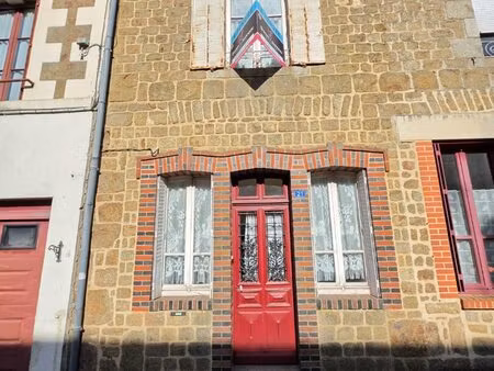 maison au coeur de lassay-les-châteaux