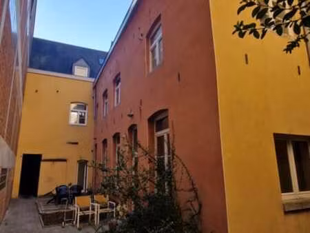 appartement 1 chambre à louer à mons rdc