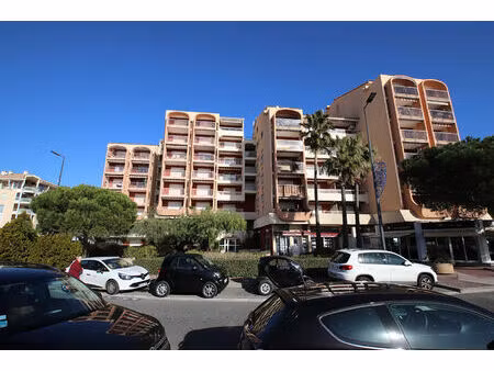 frejus bord de mer location appartement studio