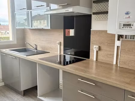 vente appartement 3 pièces 63 m² à saint-etienne-du-rouvray (76800)  126 000 €