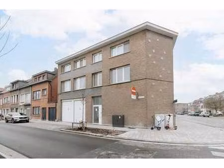 lichtrijk appartement nabij runcvoortpark