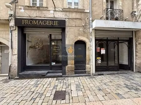 local commercial à louer