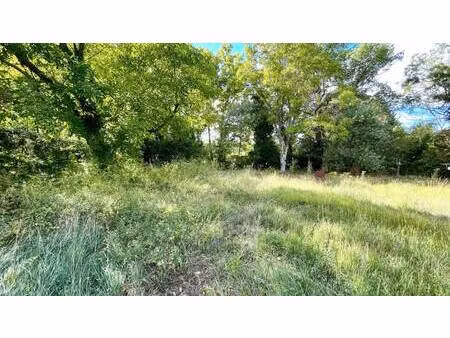 terrain constructible viabilisé à vendre