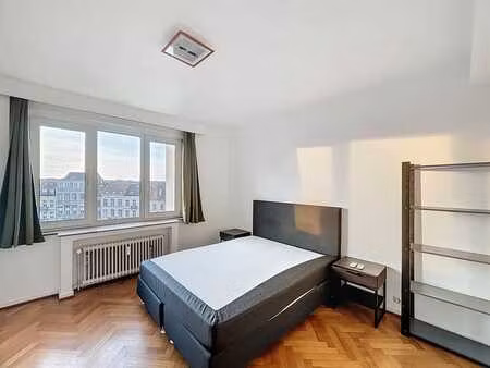 superbe appartement meublé 1 ch - gare du midi