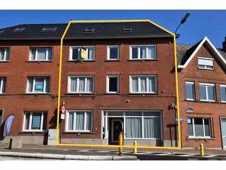 opbrengsteigendom met twee appartementen in centrum zottegem