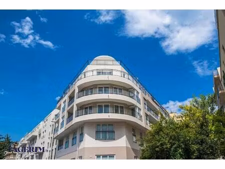 location appartement 2 pièces 50 m² à antibes (06600)