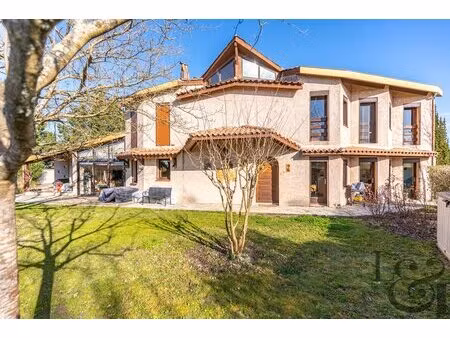 maison d'architecte à vendre en périphérie de villeneuve-sur-lot