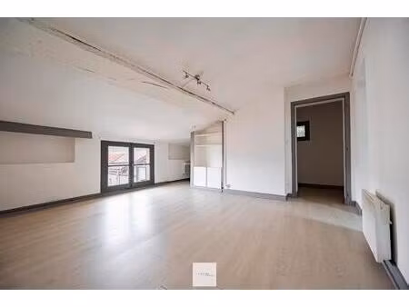 toulouse- coeur saint aubin- appartement type 3 de 49 m2 à rafraichir