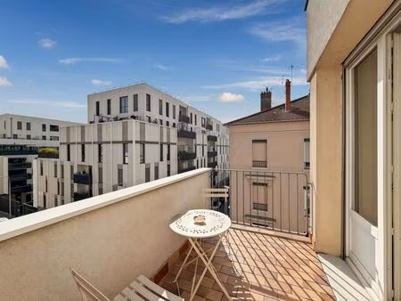 vente commerce 3 pièces 83 m² lyon 6 (69006)