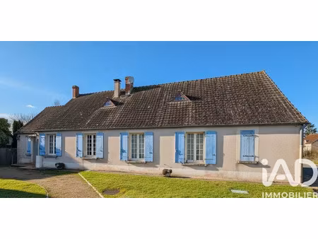 maison de village à saint-loup-des-chaumes (18190)