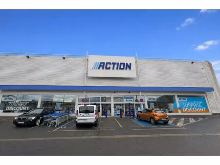 location local commercial