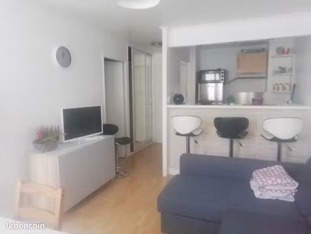 appartement t2 meublé avec balcon – bailly-romainvilliers