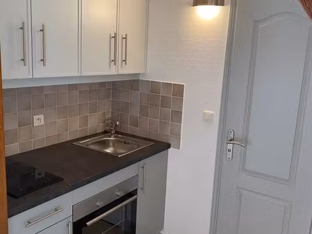 appartement t2 rénové laval centre