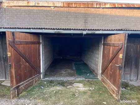 garage environ 11 m² epinal