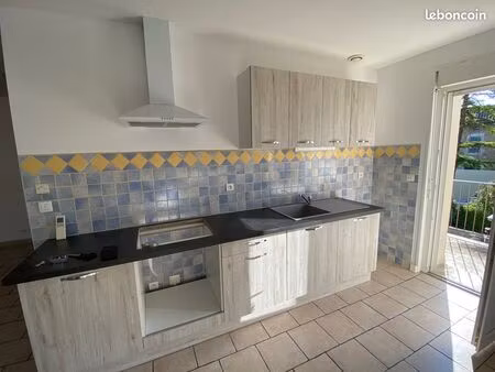 loue suze la rousse appartement f3 avec jardin