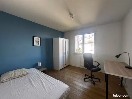 chambre 1 pièce 200 m²