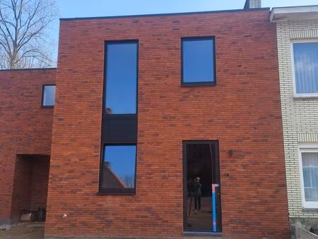 maison à louer à genk € 1.500 (llv0n) | zimmo