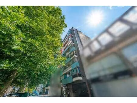 appartement 2 chambres au 6e étage avec balcons