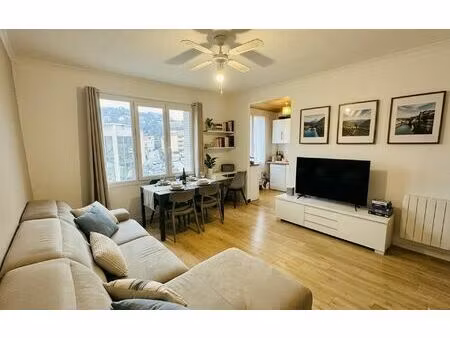 appartement saint-mandrier-sur-mer 54.03 m² t-3 à vendre  210 000 €