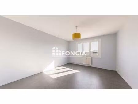 appartement t3 67 13 m² traversant et lumineux avec cave et ascenseur