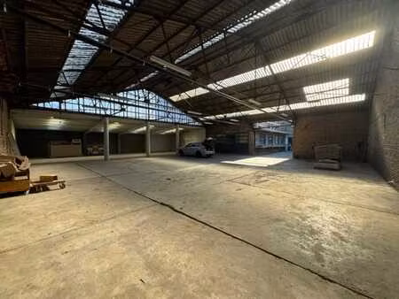 a louer - liège - dépôt + bureaux