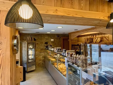 vente commerce 2 pièces 50 m² le grand-bornand (74450)