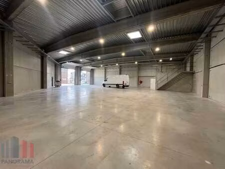 650 m² magazijnruimte op strategische ligging vlakbij de ...