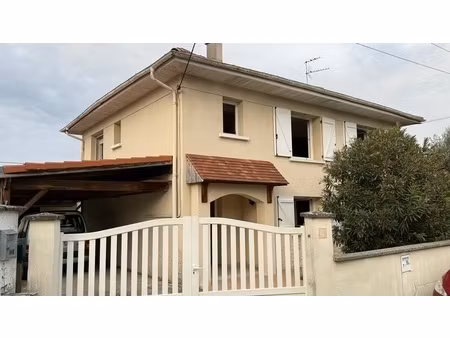 exclusivité capifrance maison avec trois chambres quartier des castors  arsenal  tarbes  a